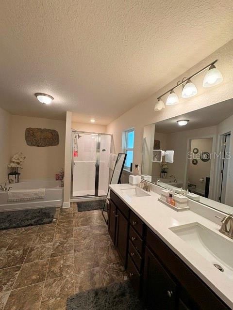 8262 Se 158th Pl Property Photo 26
