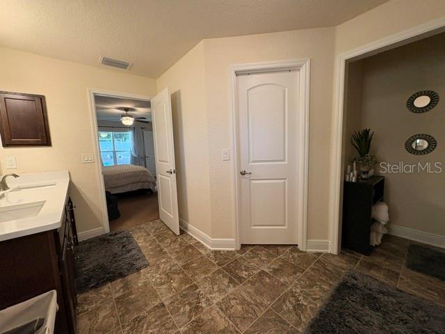 8262 Se 158th Pl Property Photo 31
