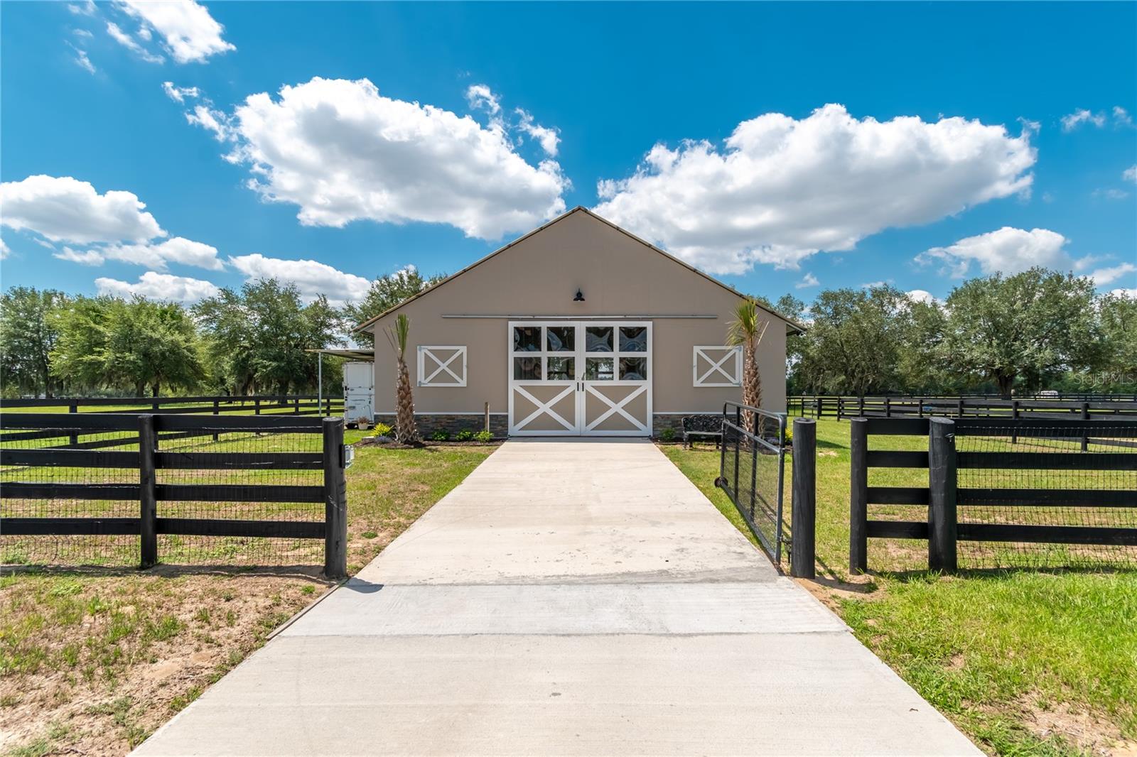 6957 Nw 54th Loop Property Photo 43