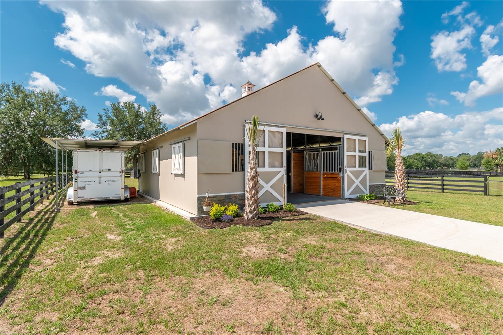 6957 Nw 54th Loop Property Photo 47