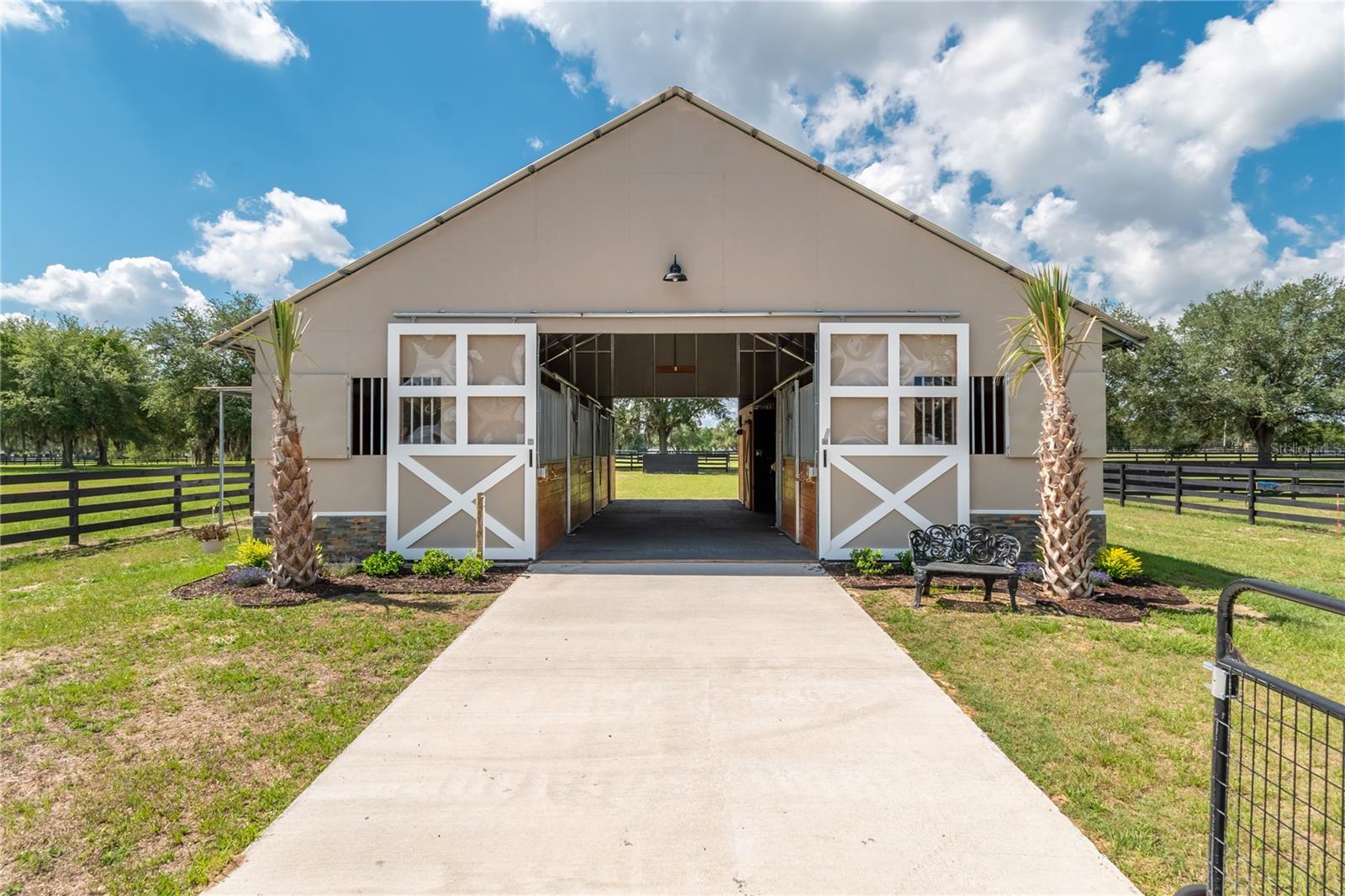 6957 Nw 54th Loop Property Photo 48