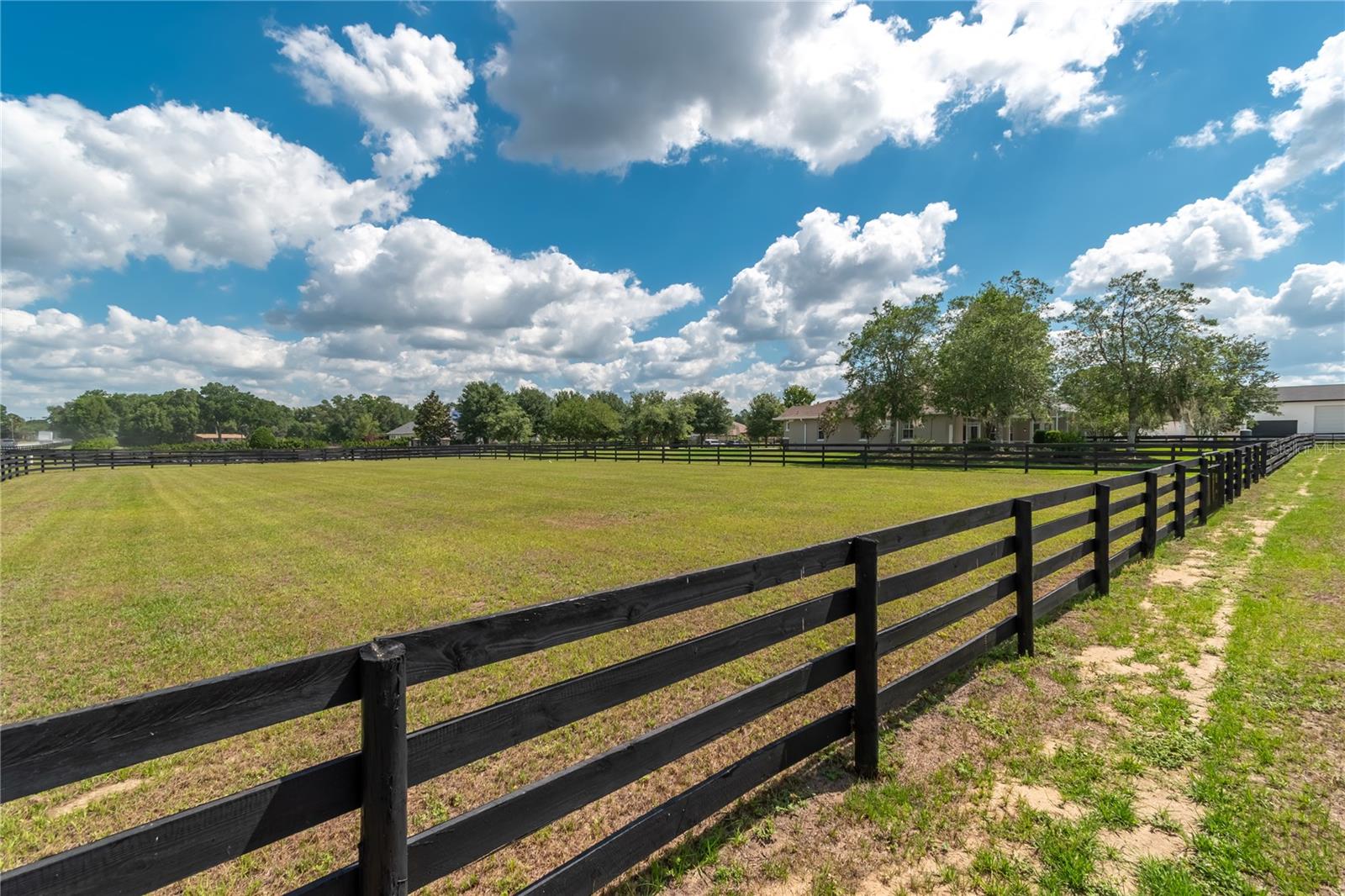 6957 Nw 54th Loop Property Photo 58