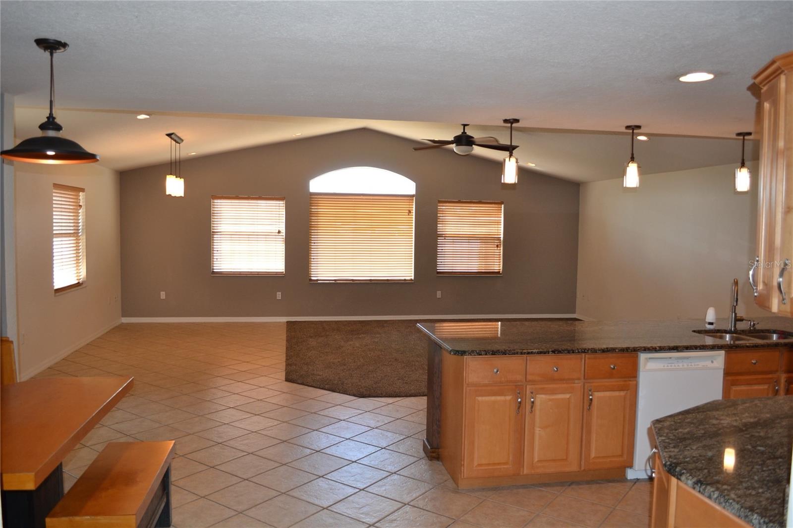 26 Se Ocale Way Property Photo 19