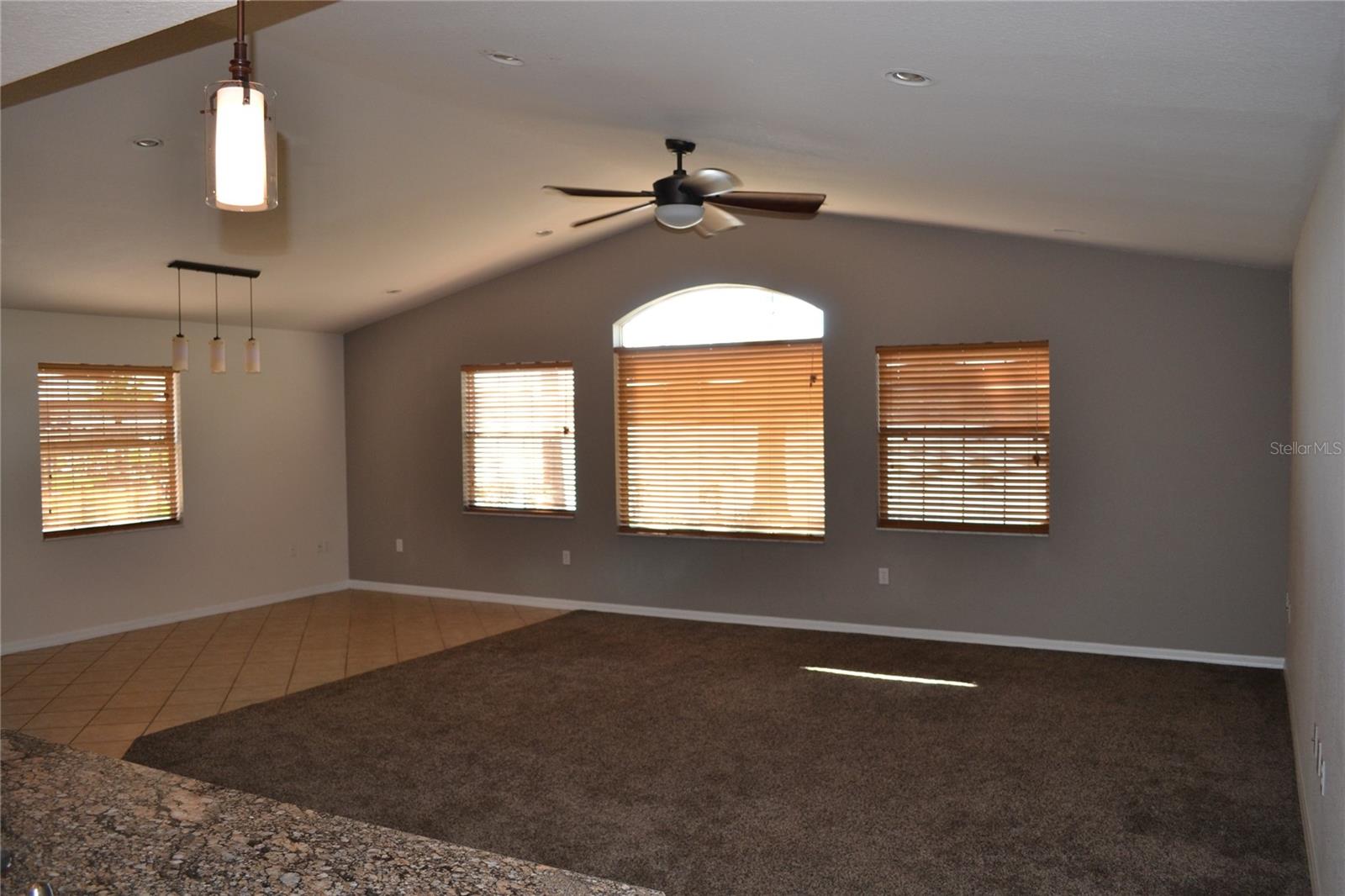 26 Se Ocale Way Property Photo 21