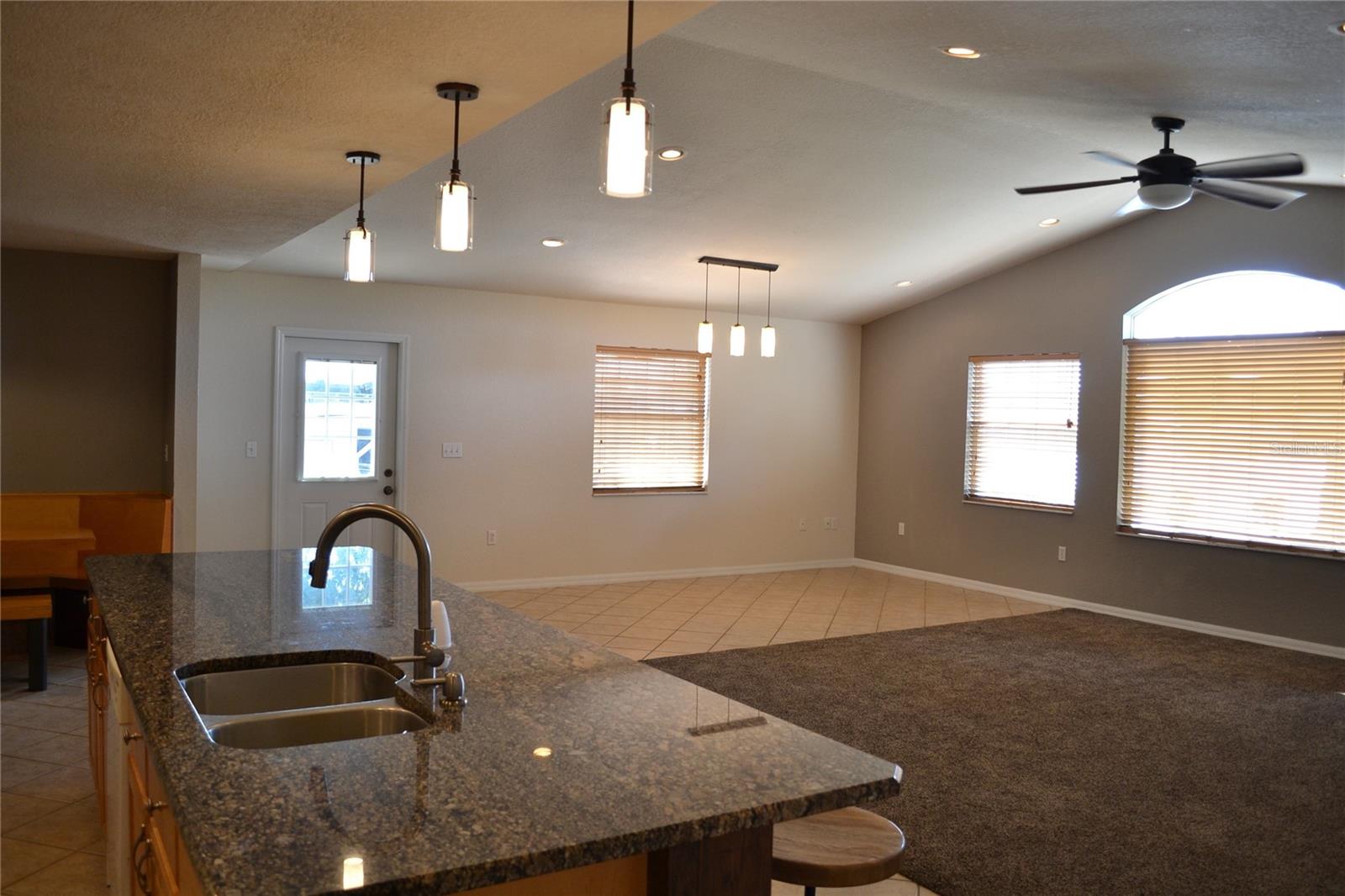 26 Se Ocale Way Property Photo 22