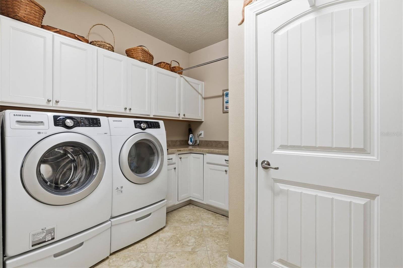 9641 Sw 76th Place Property Photo 37