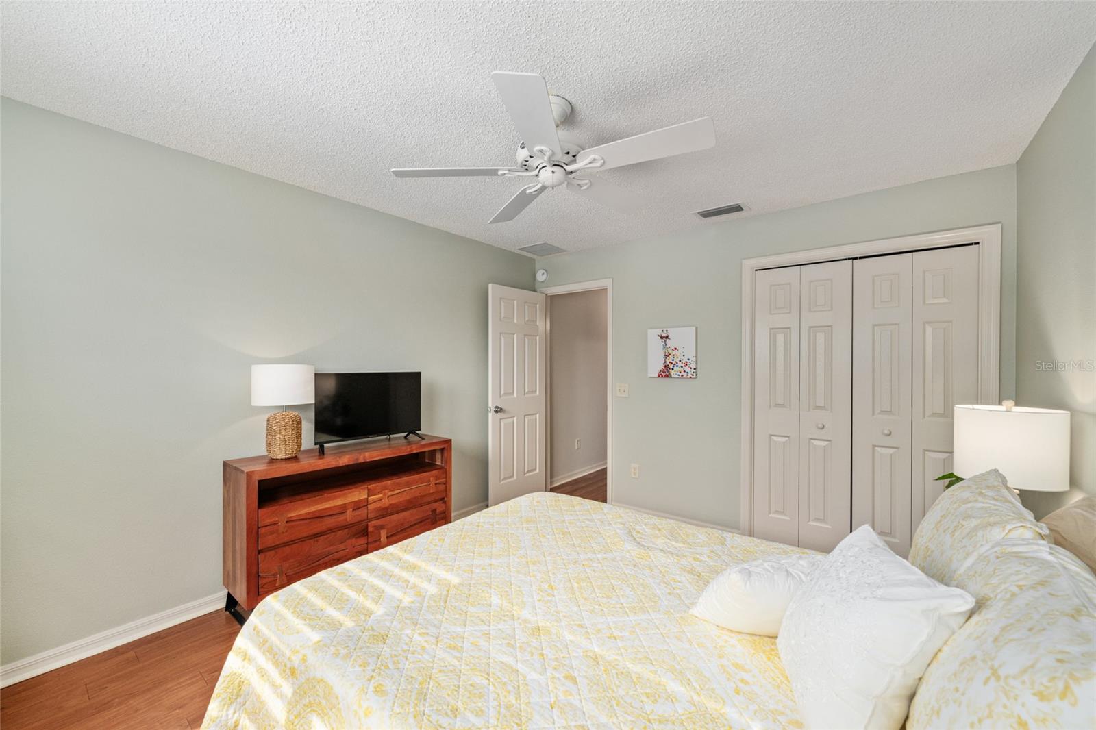 991 Barrymoore Loop Property Photo 16