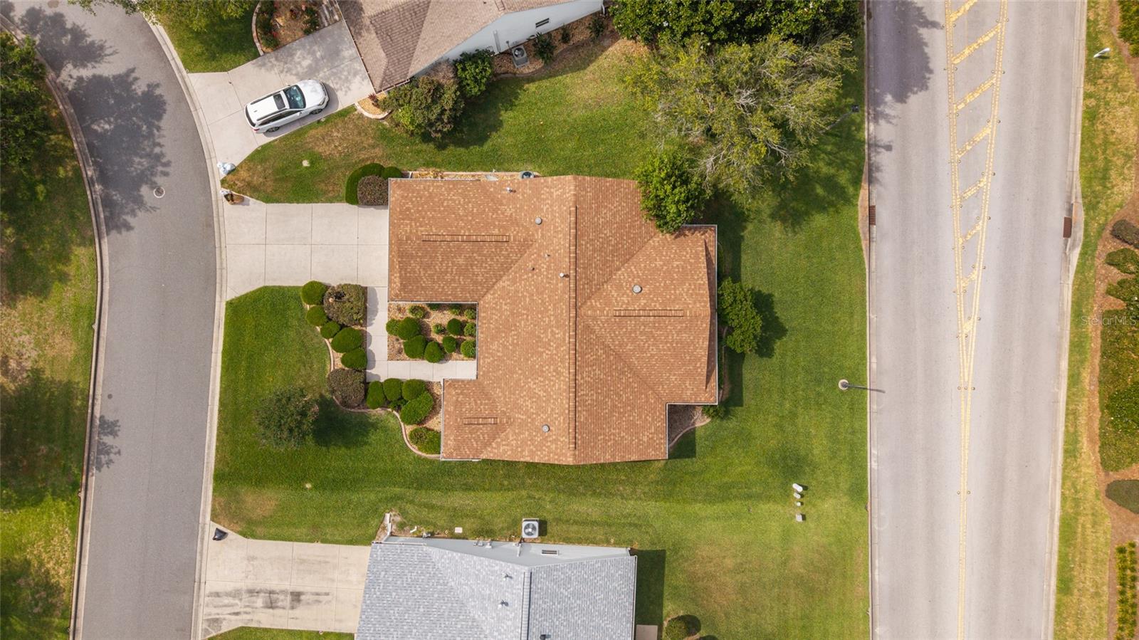 991 Barrymoore Loop Property Photo 28