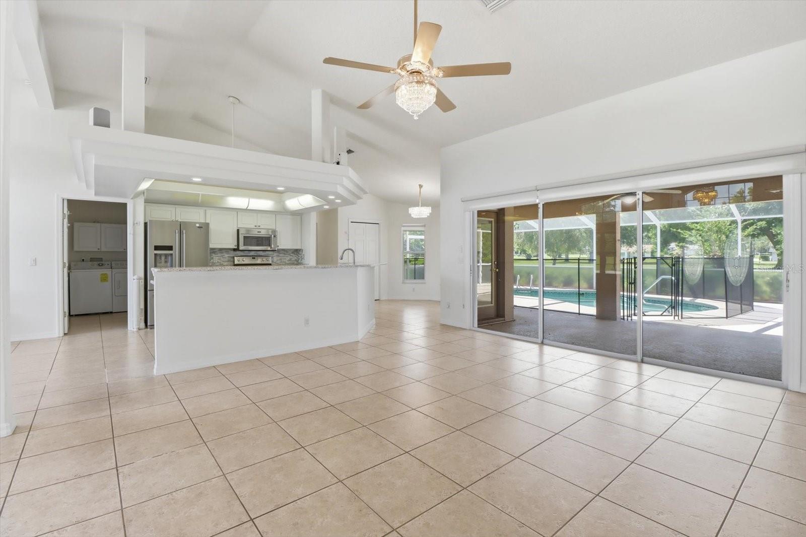 234 E Eureka Ct Property Photo 5