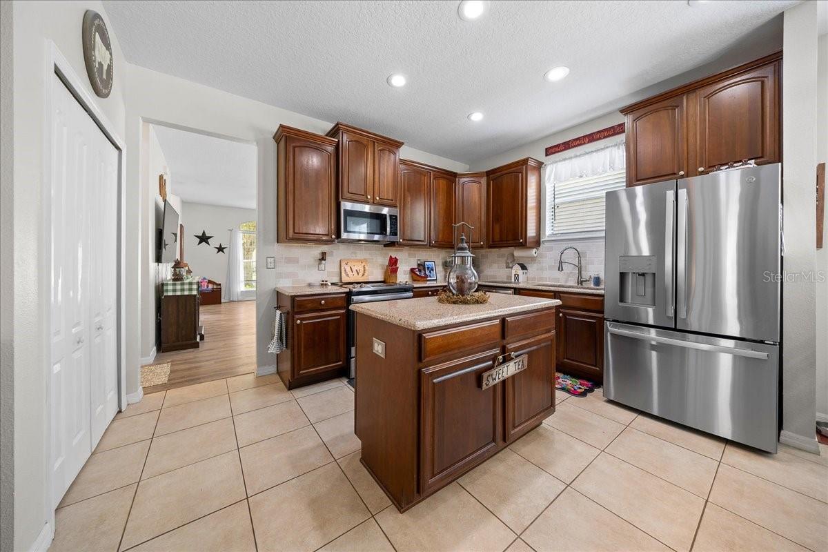 12044 Colony Lakes Blvd Property Photo 6