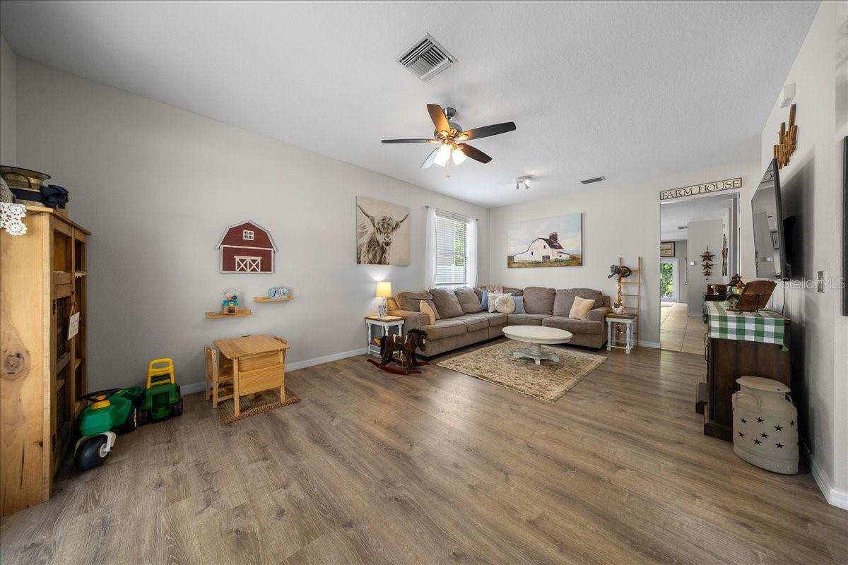 12044 Colony Lakes Blvd Property Photo 15