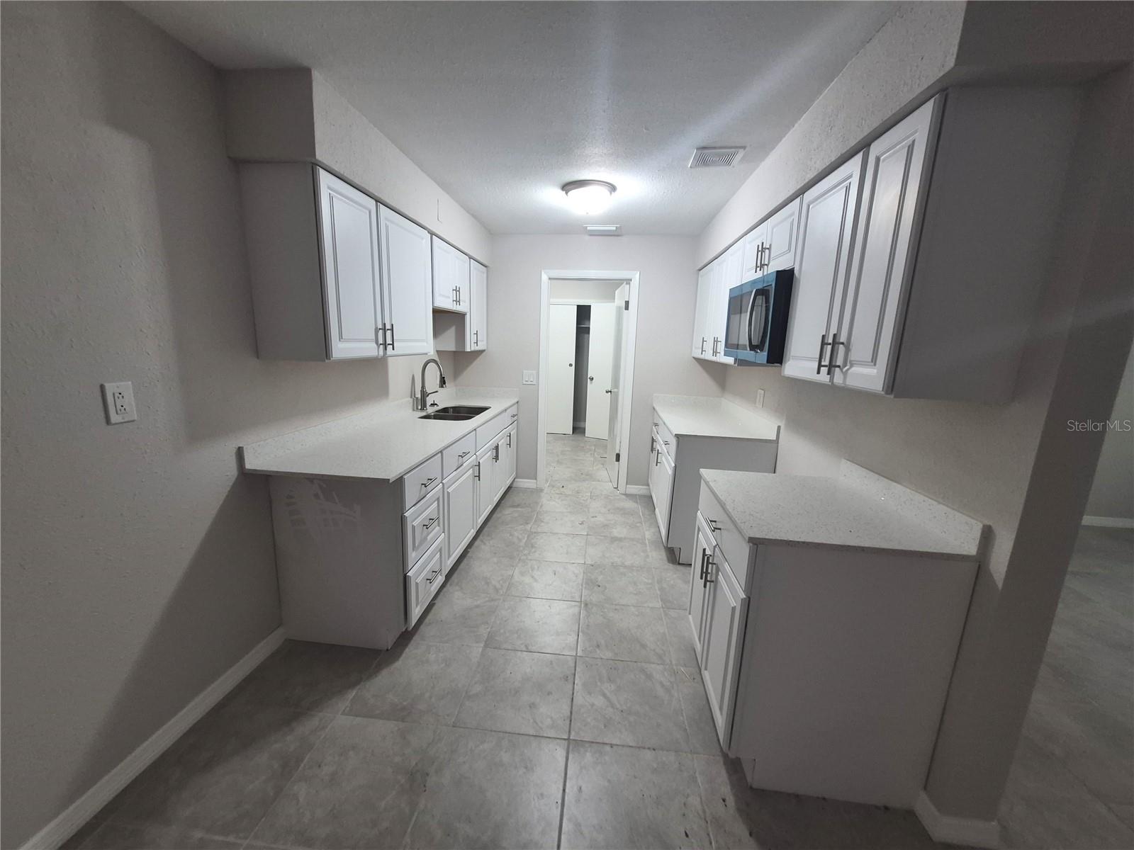 15 N Washington St Property Photo 5