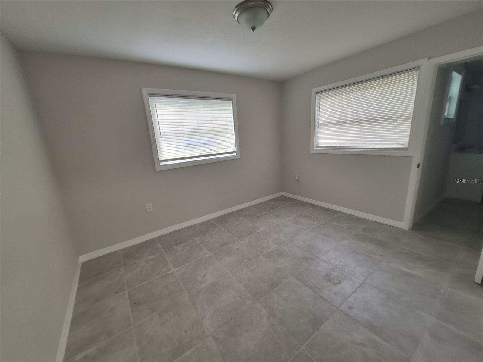 15 N Washington St Property Photo 13