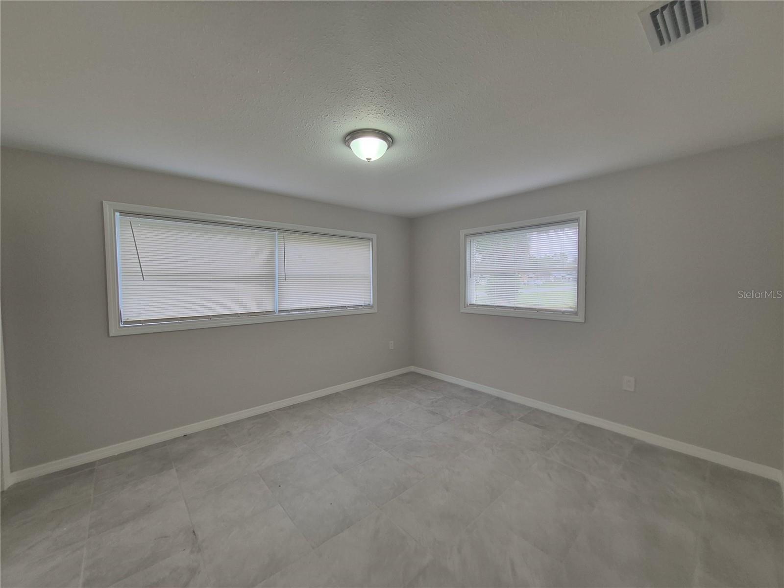 15 N Washington St Property Photo 17