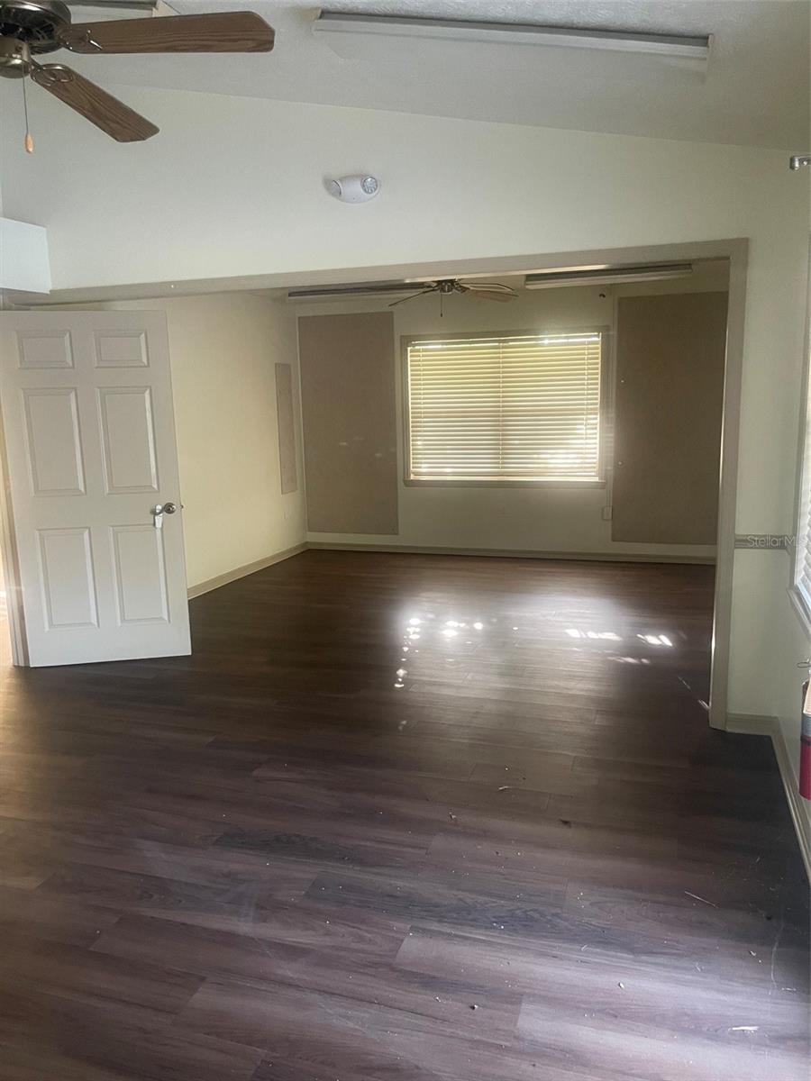 1100 Se 58th Ave #a Property Photo 6
