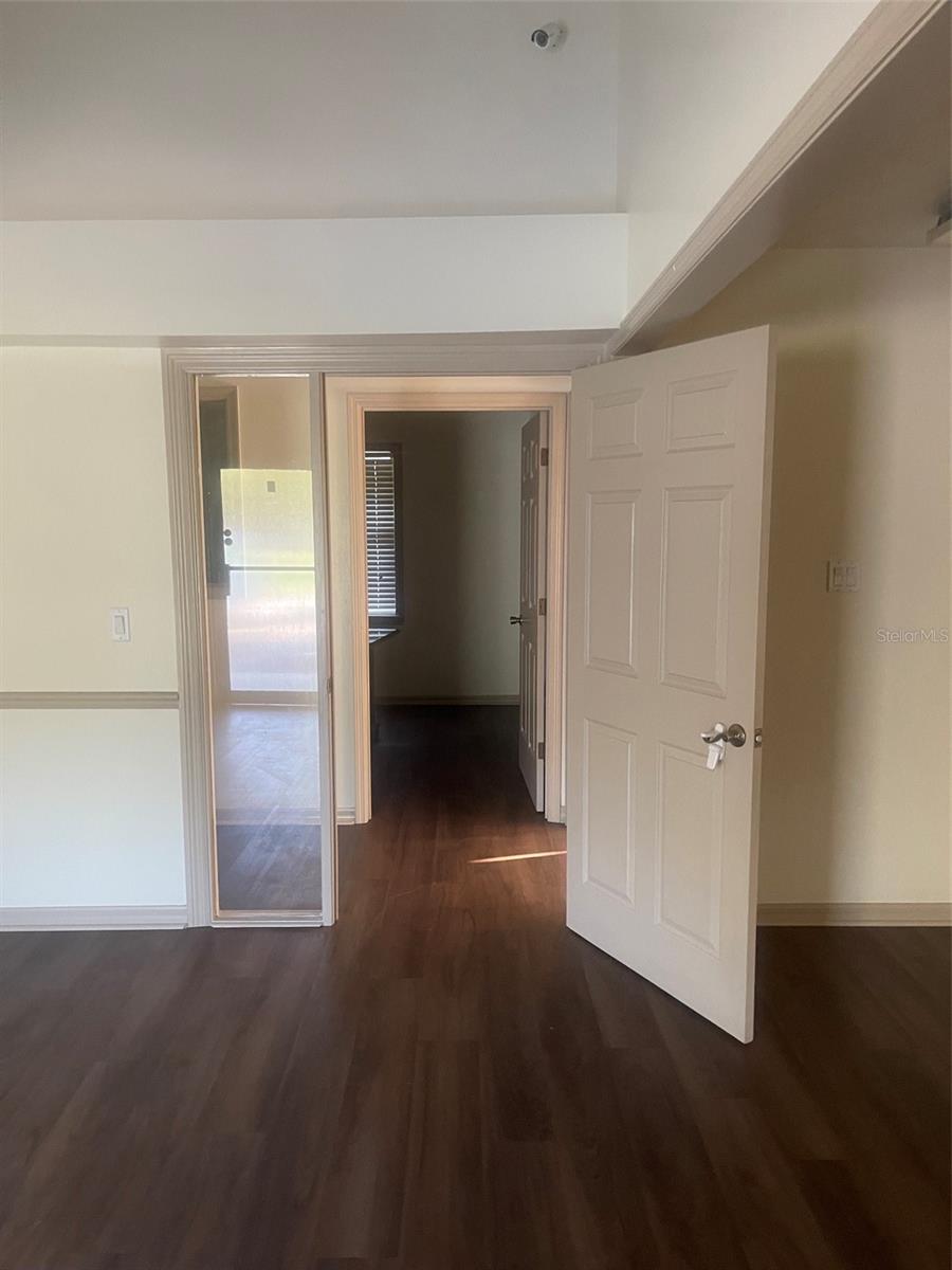 1100 Se 58th Ave #a Property Photo 8