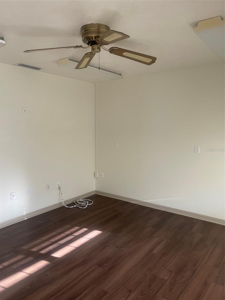 1100 Se 58th Ave #a Property Photo 10
