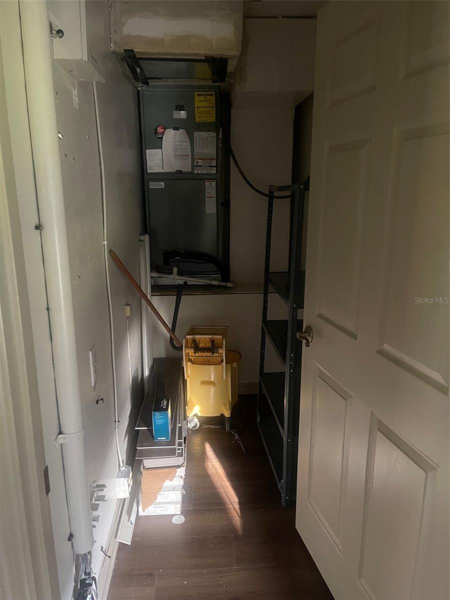 1100 Se 58th Ave #a Property Photo 19