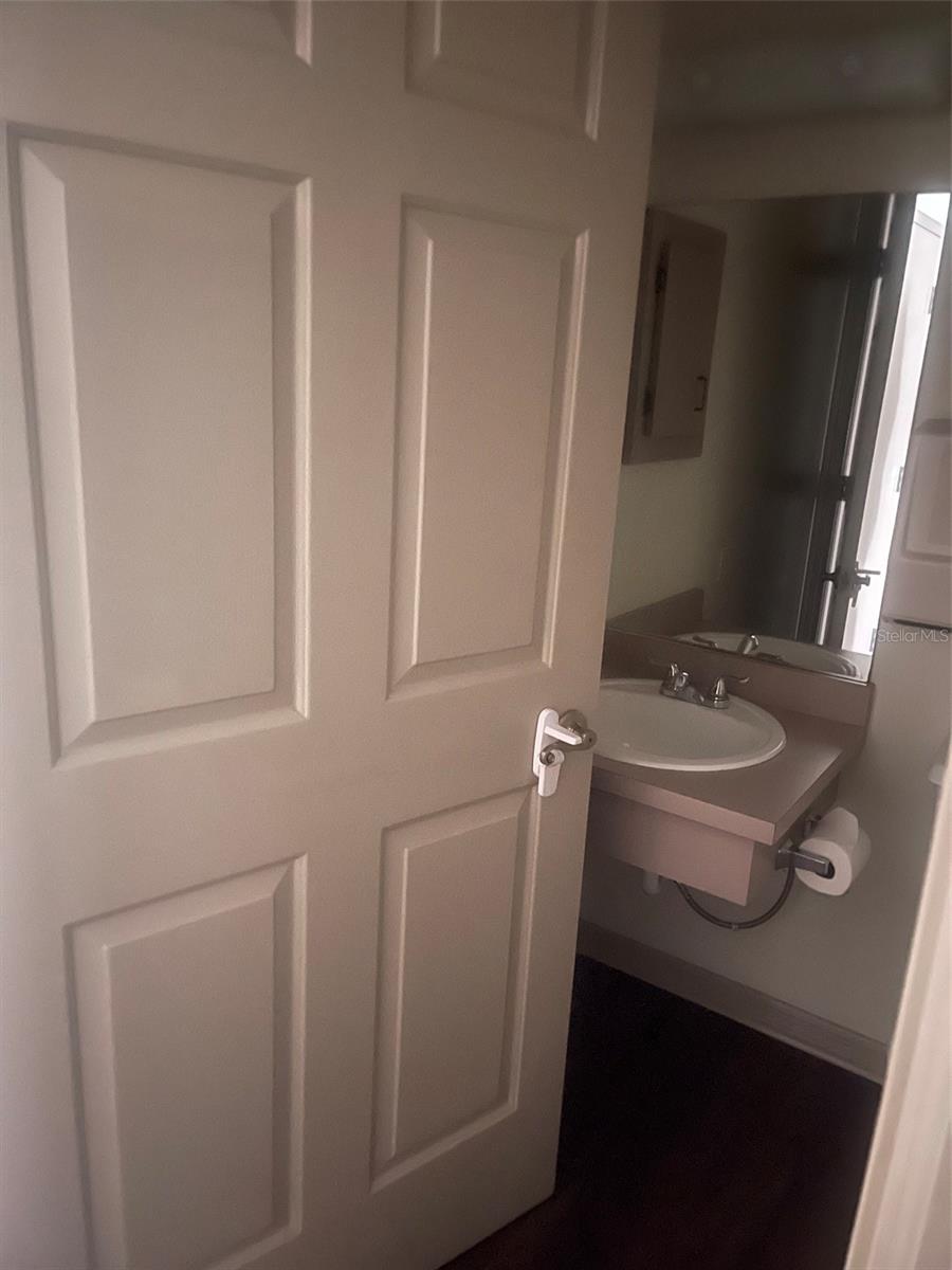 1100 Se 58th Ave #a Property Photo 26