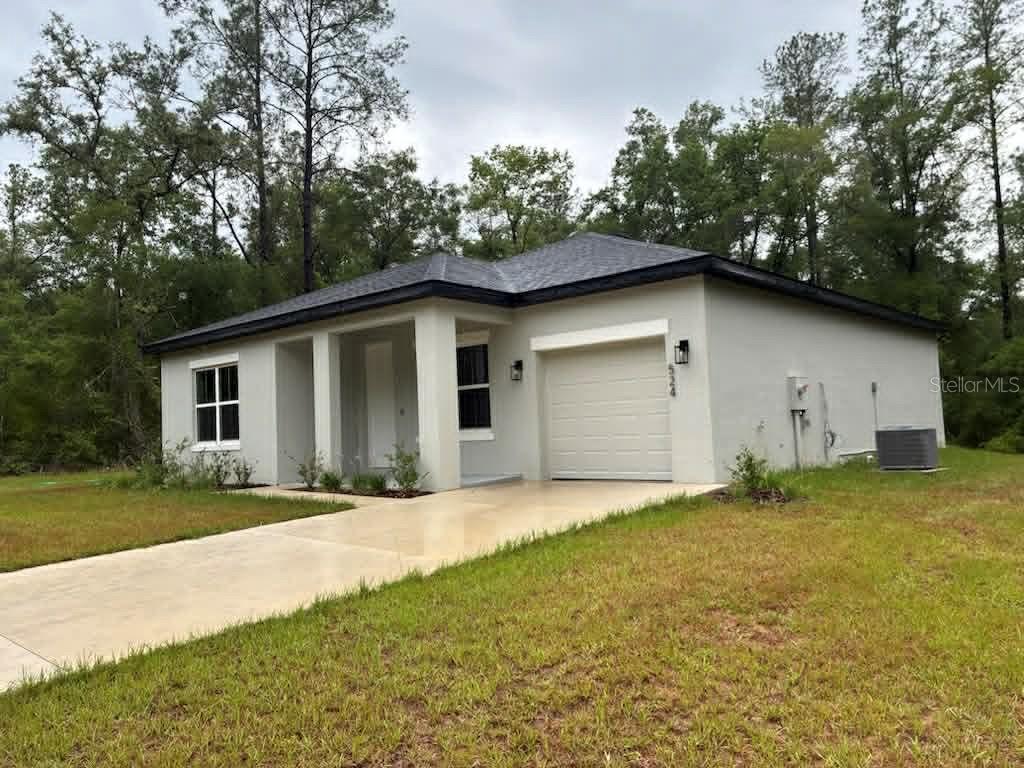 524 E AVONDALE DR Property Photo 1
