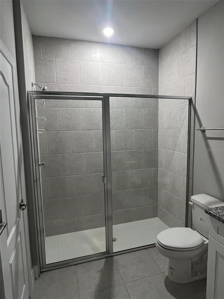 524 E Avondale Dr Property Photo 27