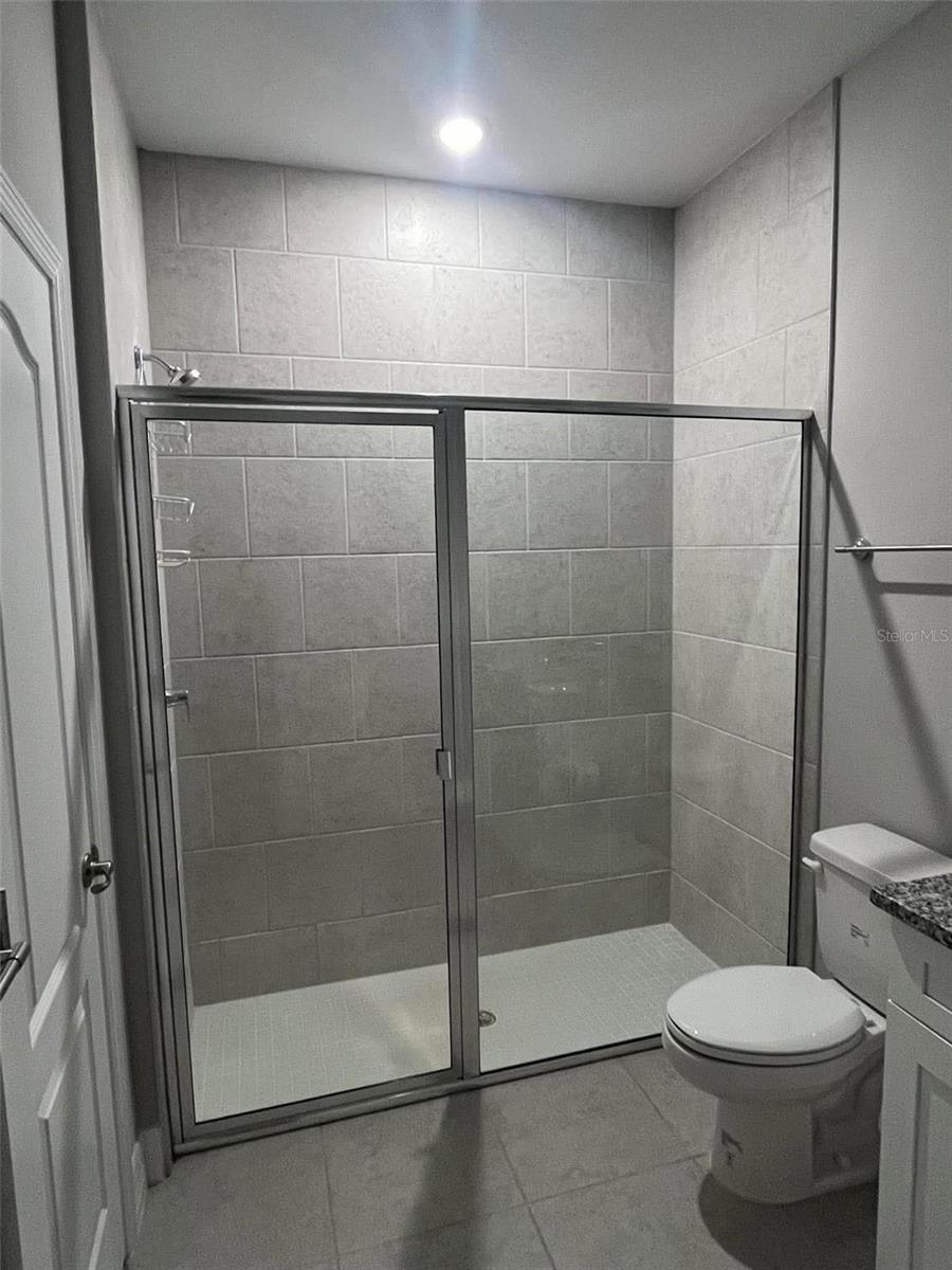 524 E Avondale Dr Property Photo 33