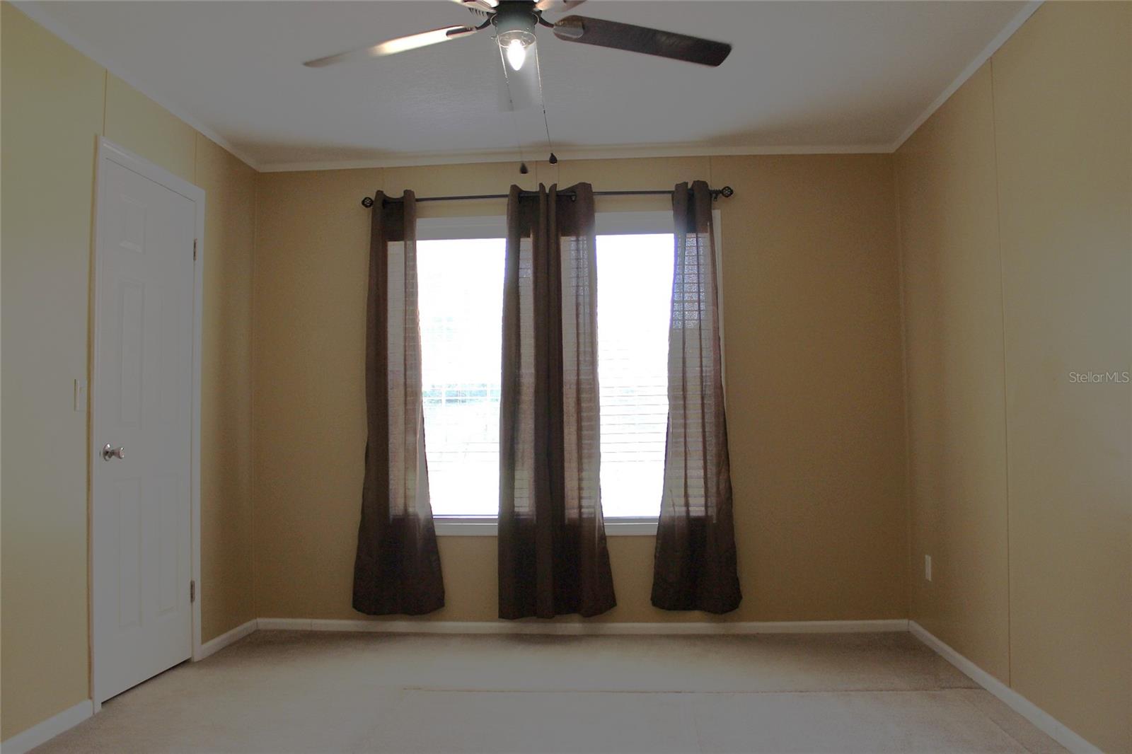 175 E San Jose St Property Photo 32