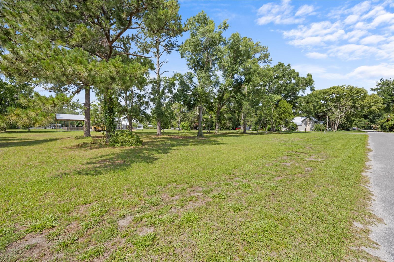 1005 11th Ave Property Photo 9