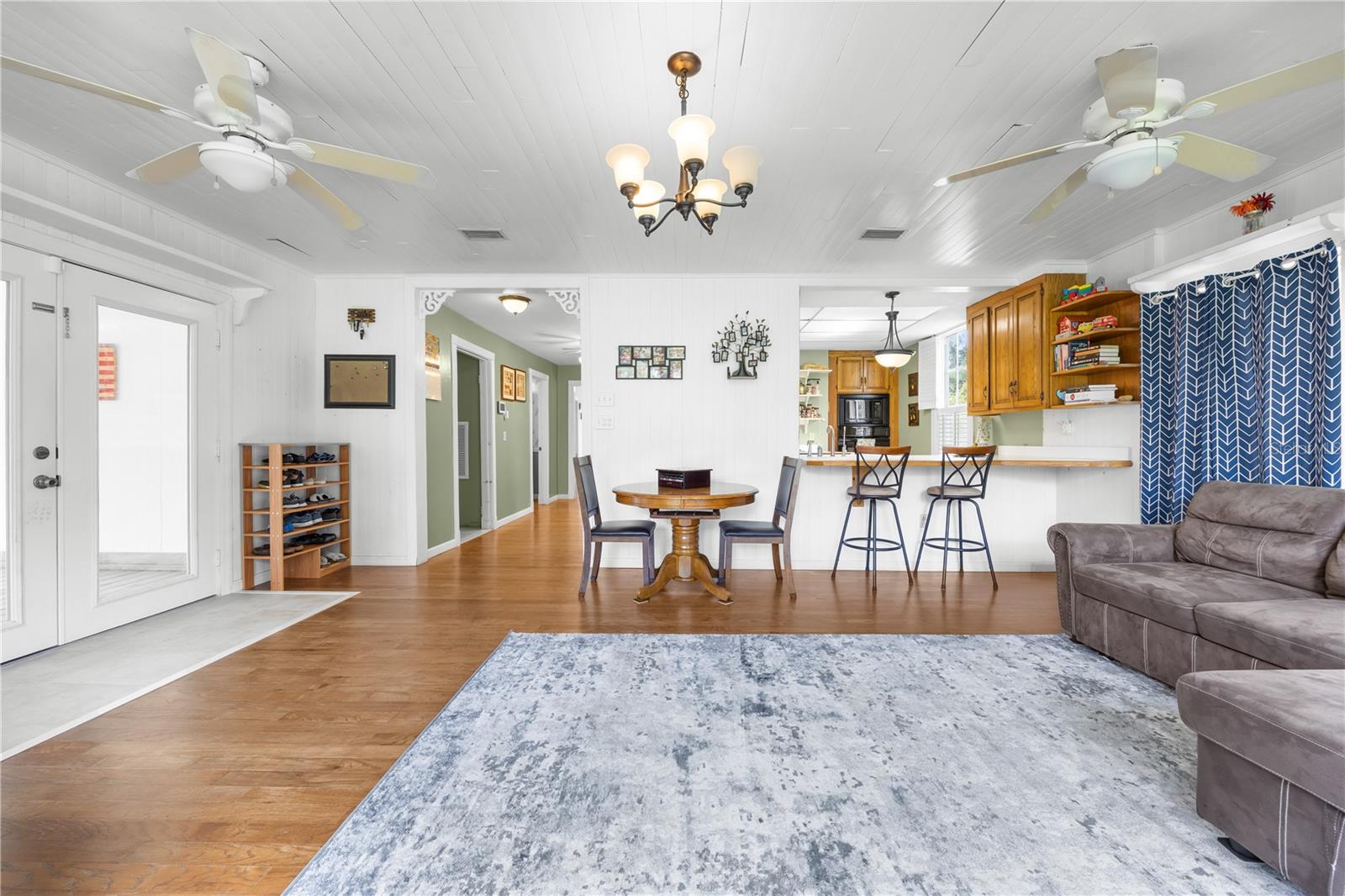 1005 11th Ave Property Photo 53