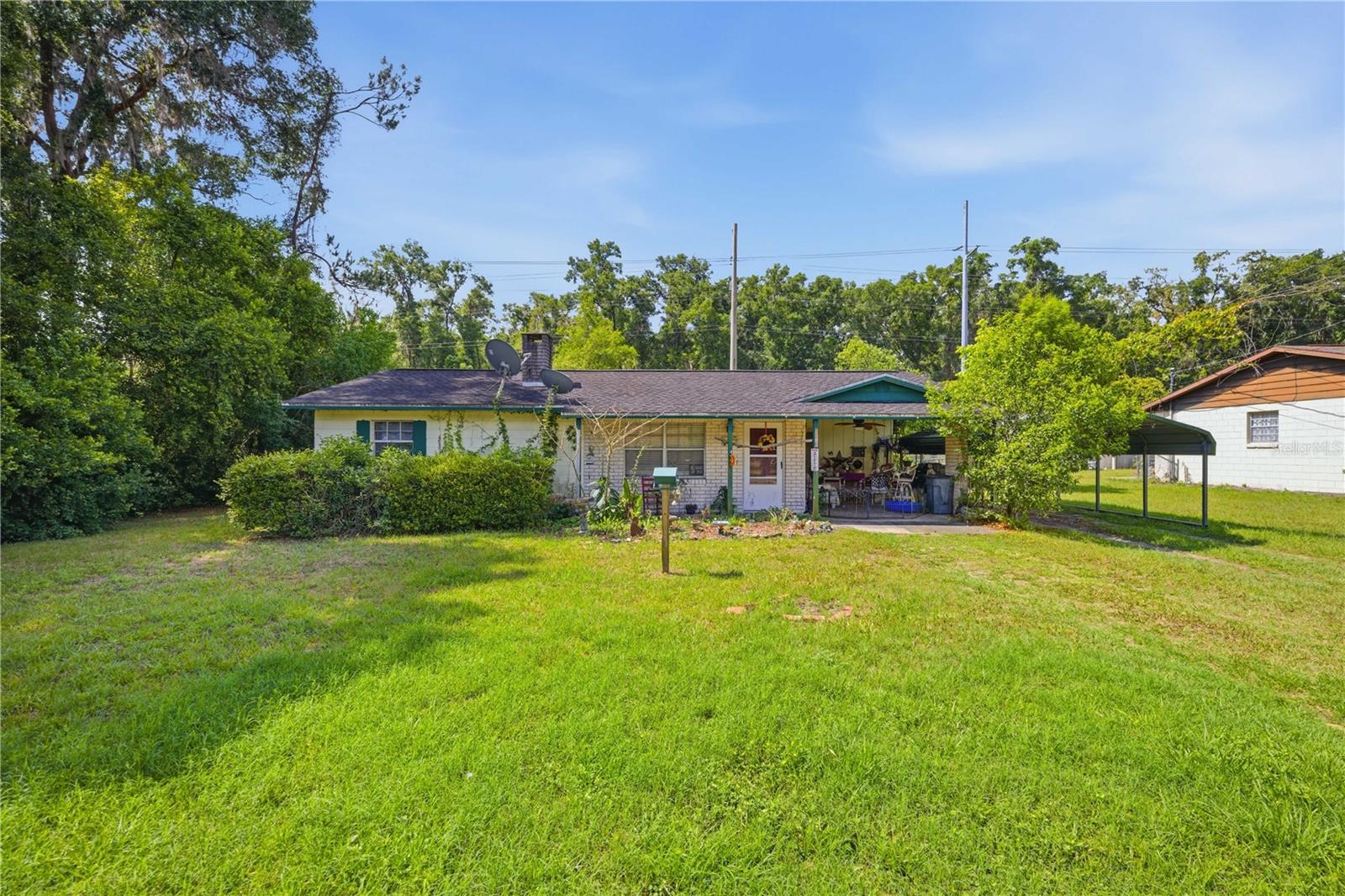 1504 Ne 31st Pl Property Photo 1