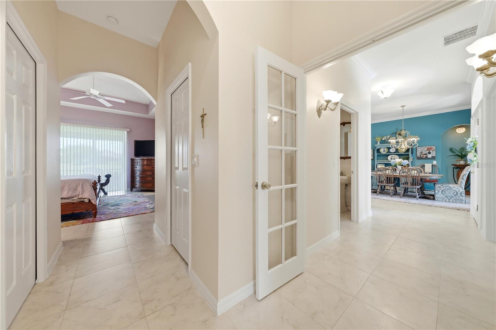 5453 Grove Mnr Property Photo 11