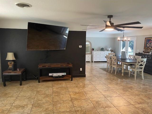 1231 Se 40th Ct Property Photo 11