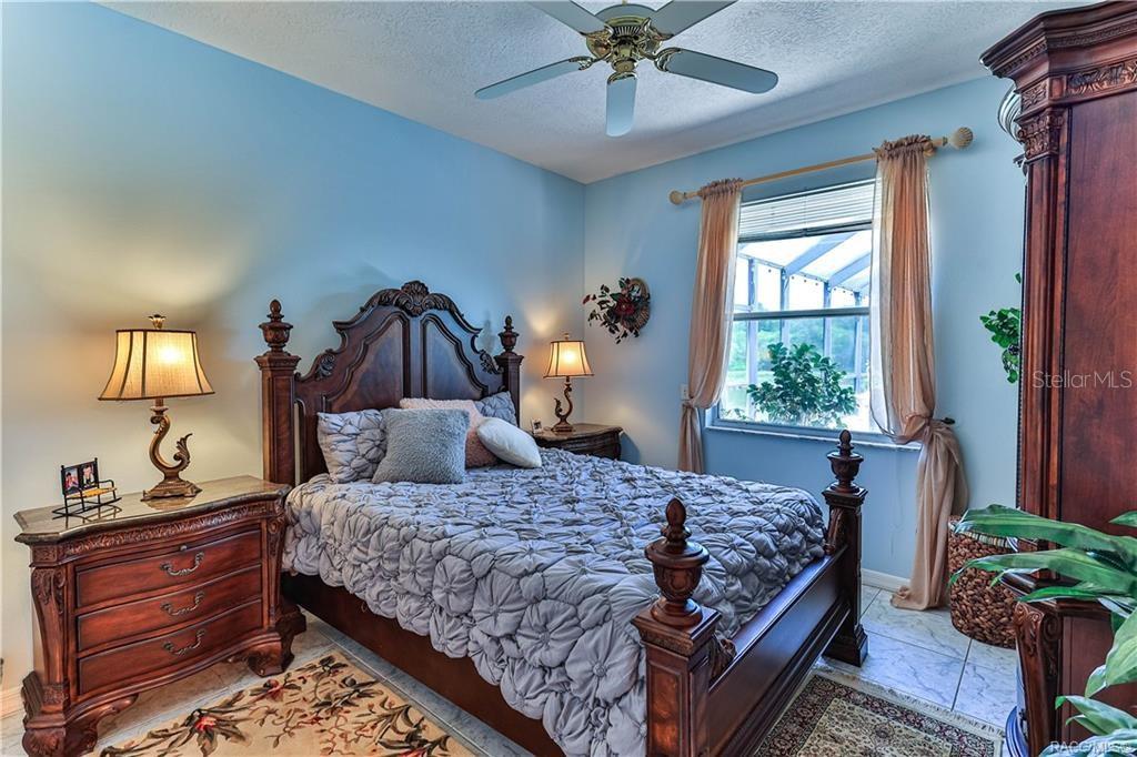 5215 N Honeycreek Ter Property Photo 30