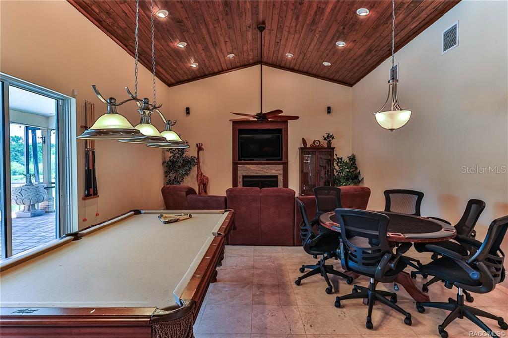 5215 N Honeycreek Ter Property Photo 32