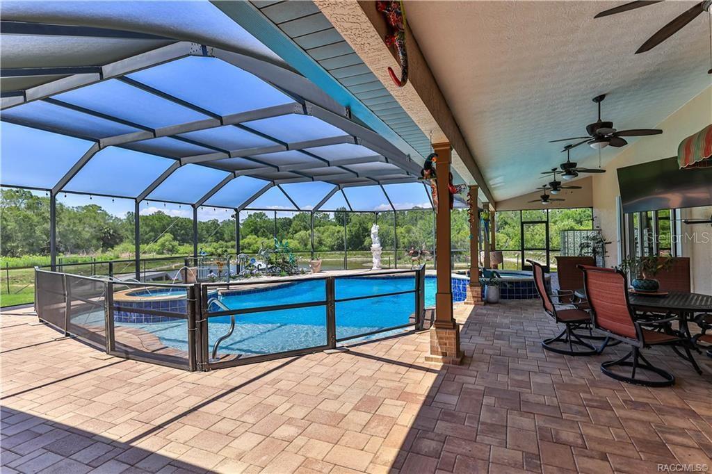 5215 N Honeycreek Ter Property Photo 42