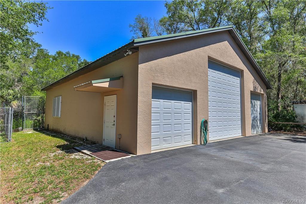 5215 N Honeycreek Ter Property Photo 44