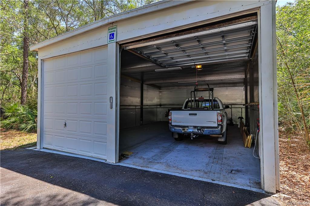 5215 N Honeycreek Ter Property Photo 45