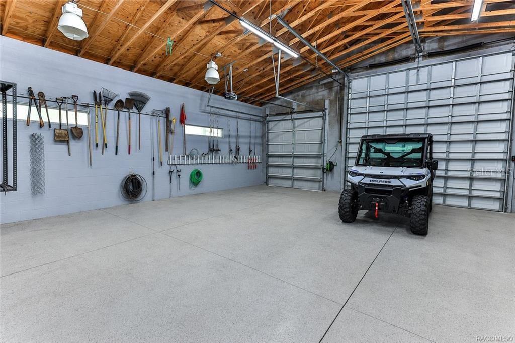 5215 N Honeycreek Ter Property Photo 48