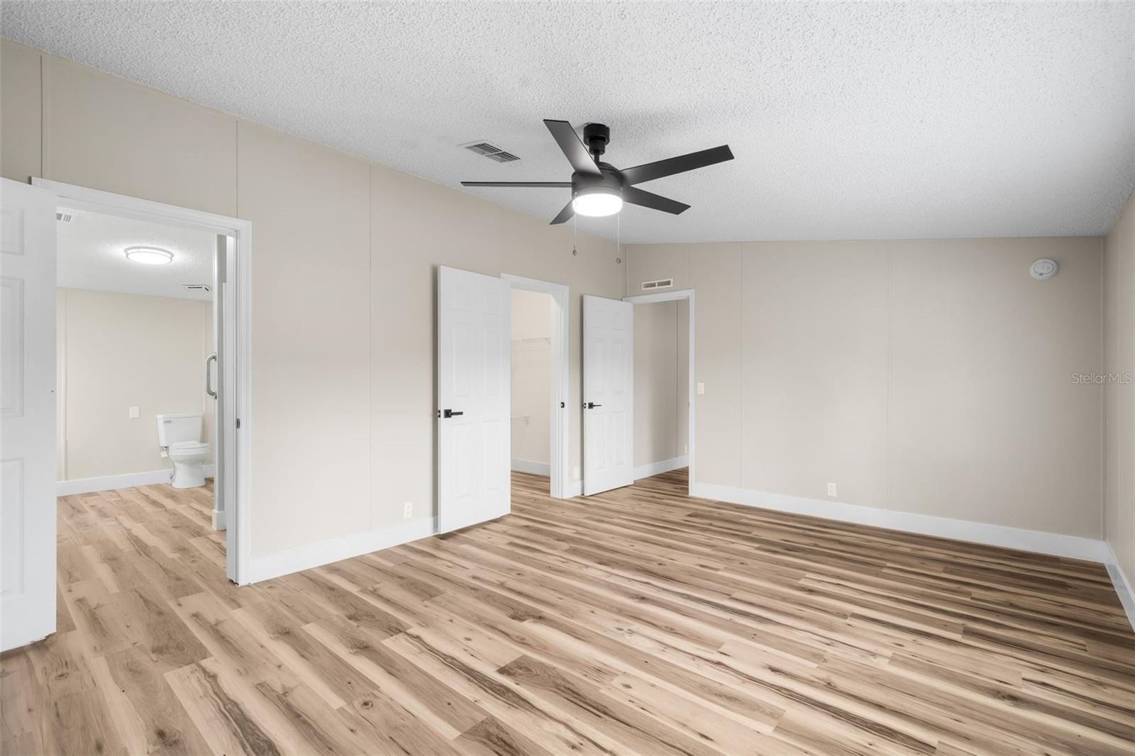11330 Ne 84th Ct Property Photo 11