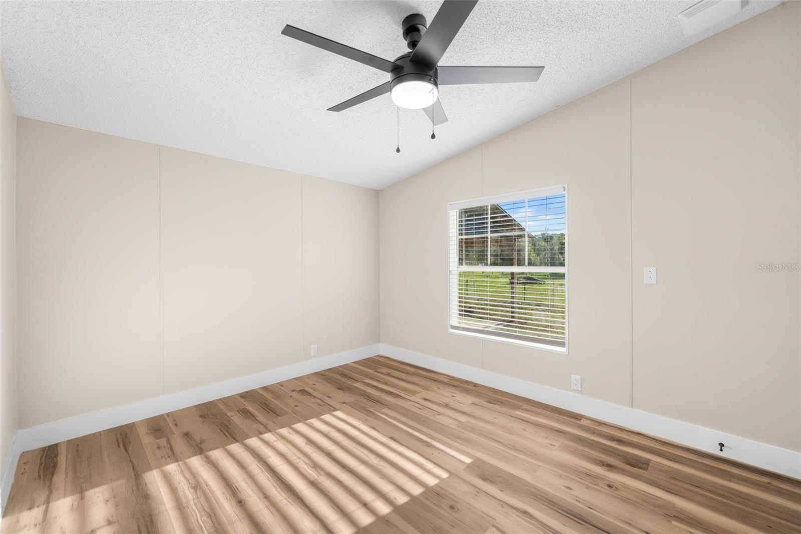 11330 Ne 84th Ct Property Photo 25