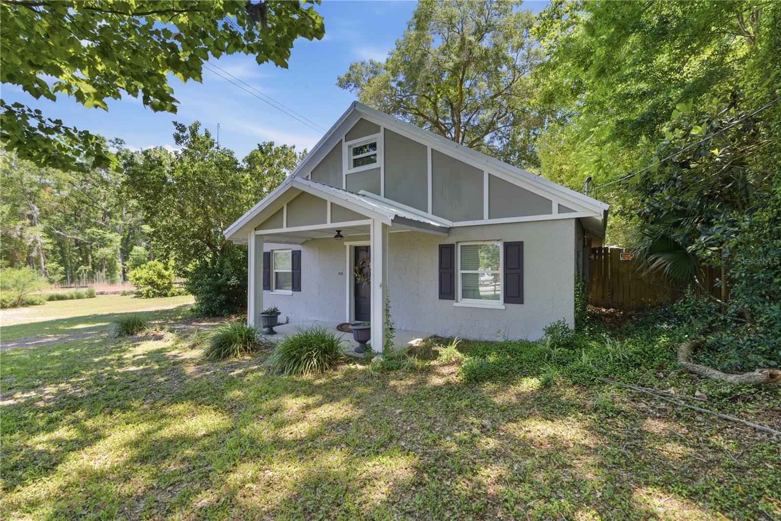 3017 NE 24TH CT