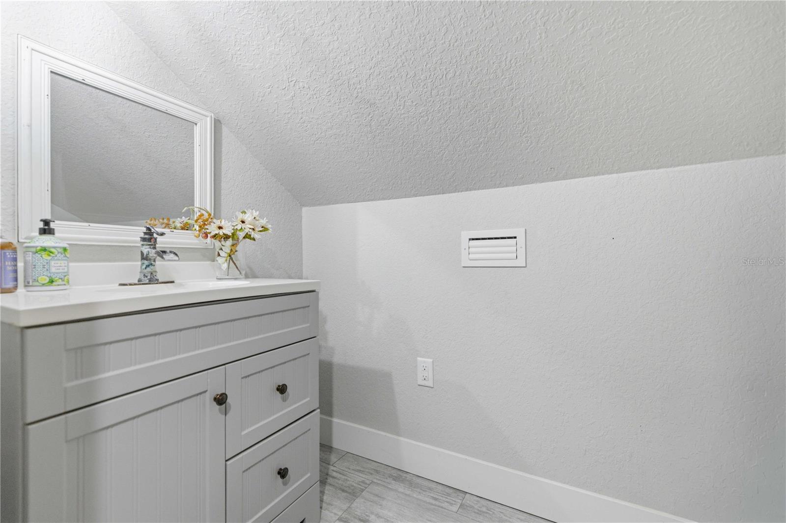3017 Ne 24th Ct Property Photo 28