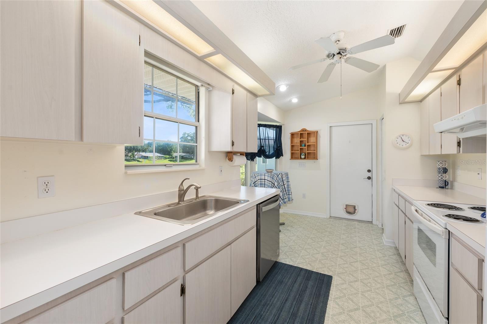 8038 Sw 108th Loop Property Photo 12