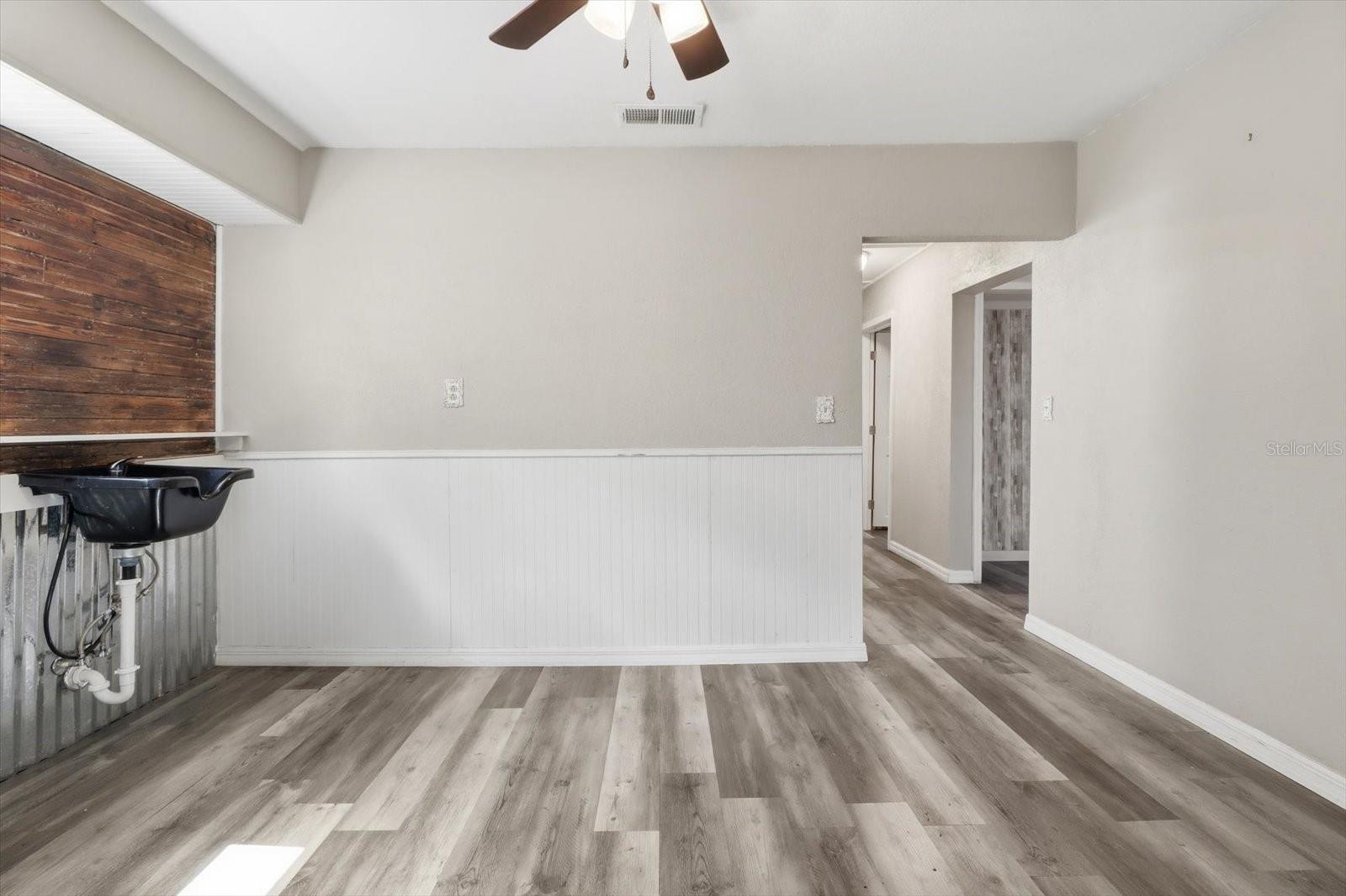 20707 Walnut St Property Photo 19