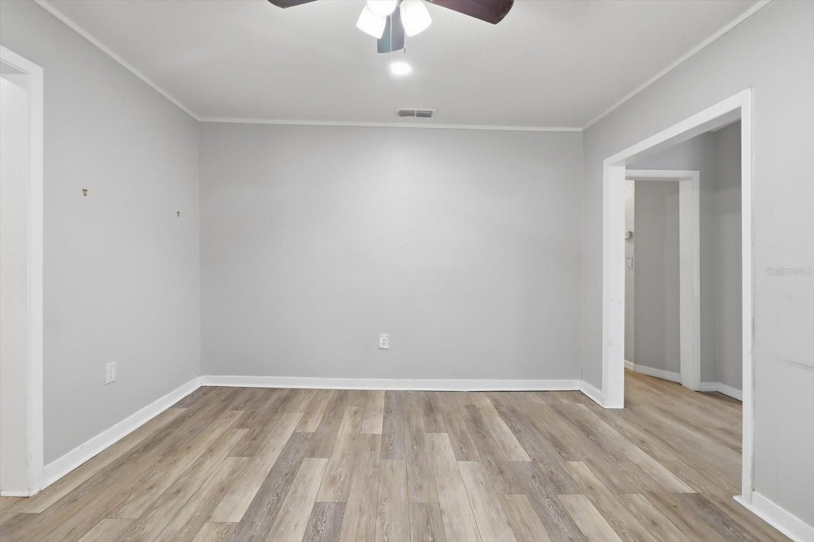 20707 Walnut St Property Photo 22