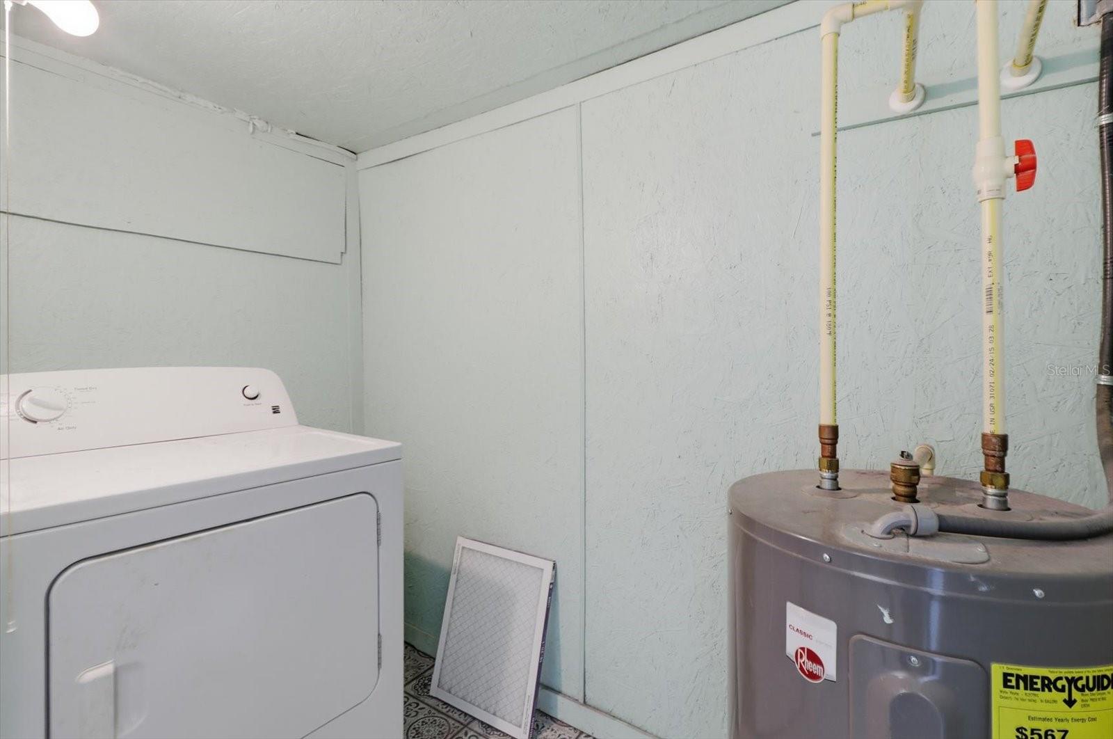20707 Walnut St Property Photo 30