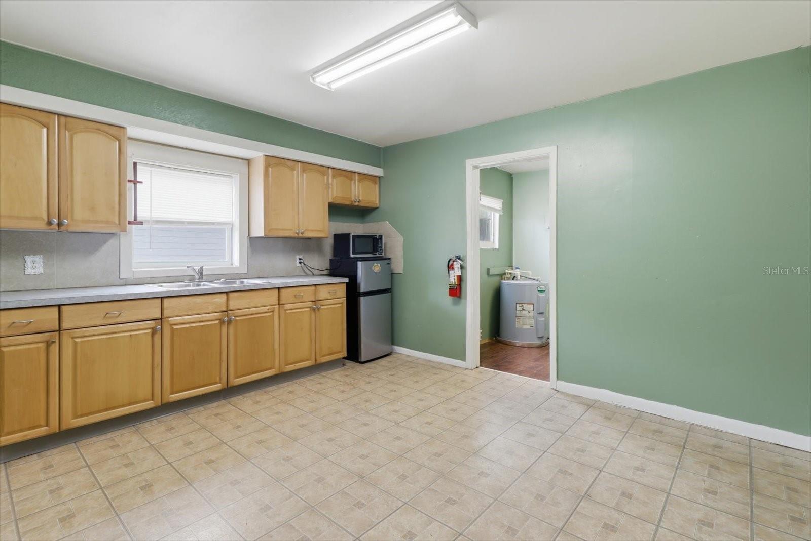 20707 Walnut St Property Photo 46