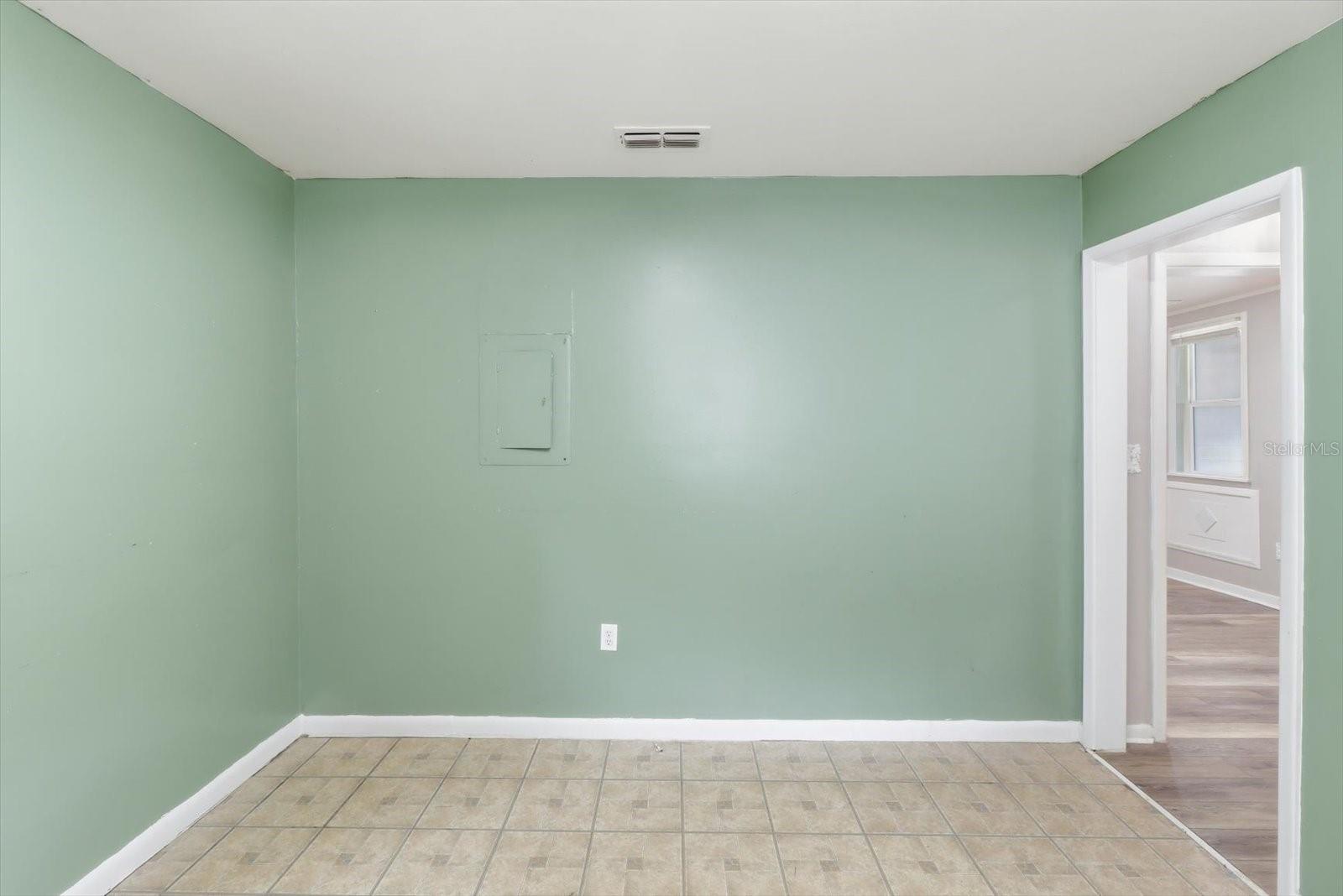 20707 Walnut St Property Photo 50