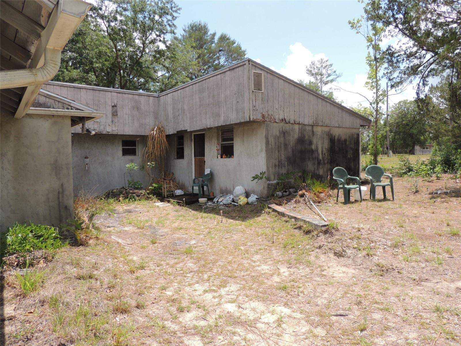 11351 Se 32nd Pl Property Photo 5