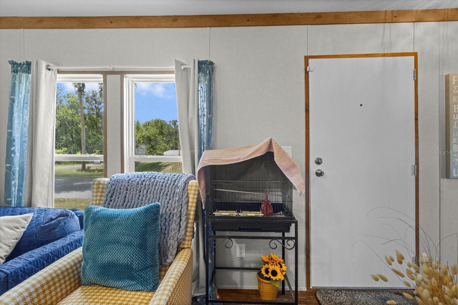 609 S Redbud Ter Property Photo 10